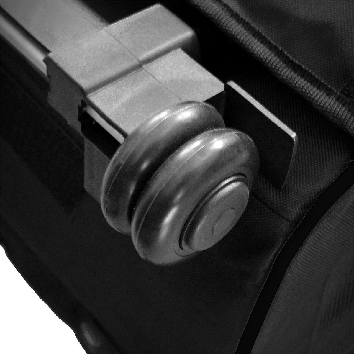 Premium Pet Carrier with Wheels K971684