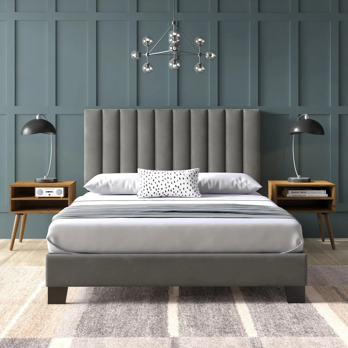 King Bed with Two End Table H673