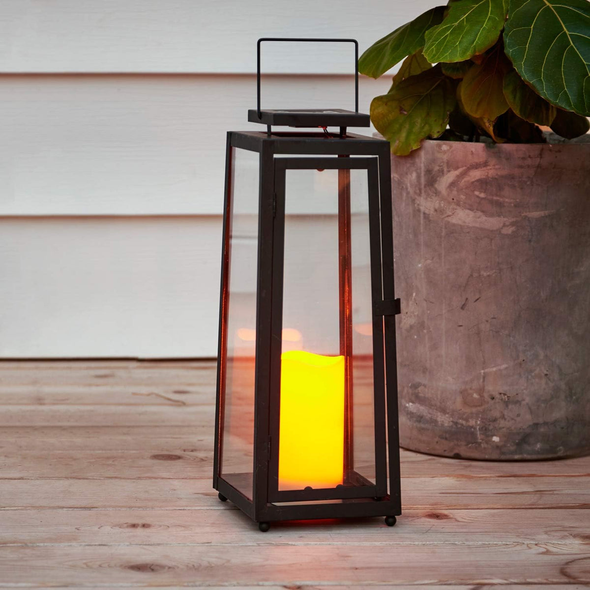 Black Metal Glass Solar Lantern A921