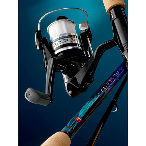 Surf and Pier Spinning Combo with Kit X783116