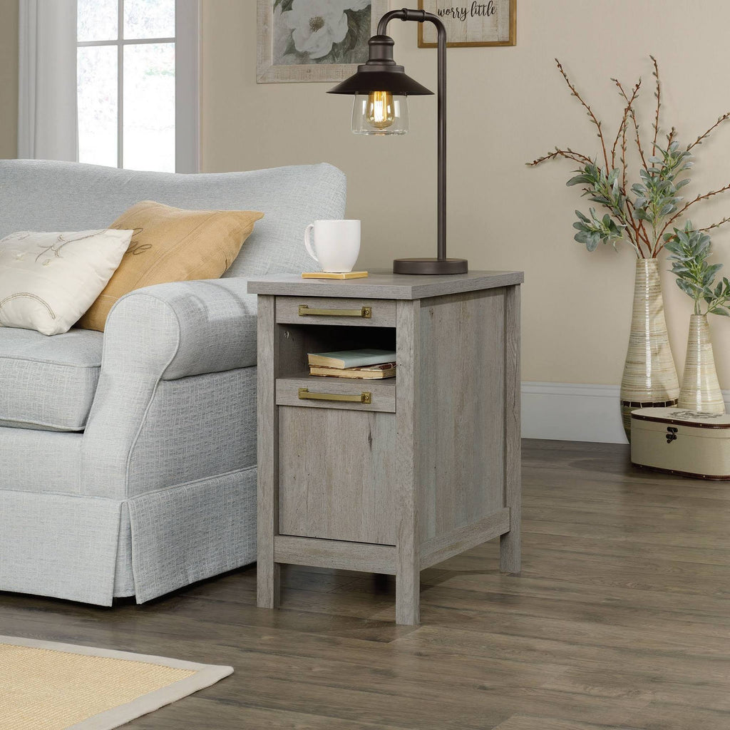 Mystic Oak Side Table I564231
