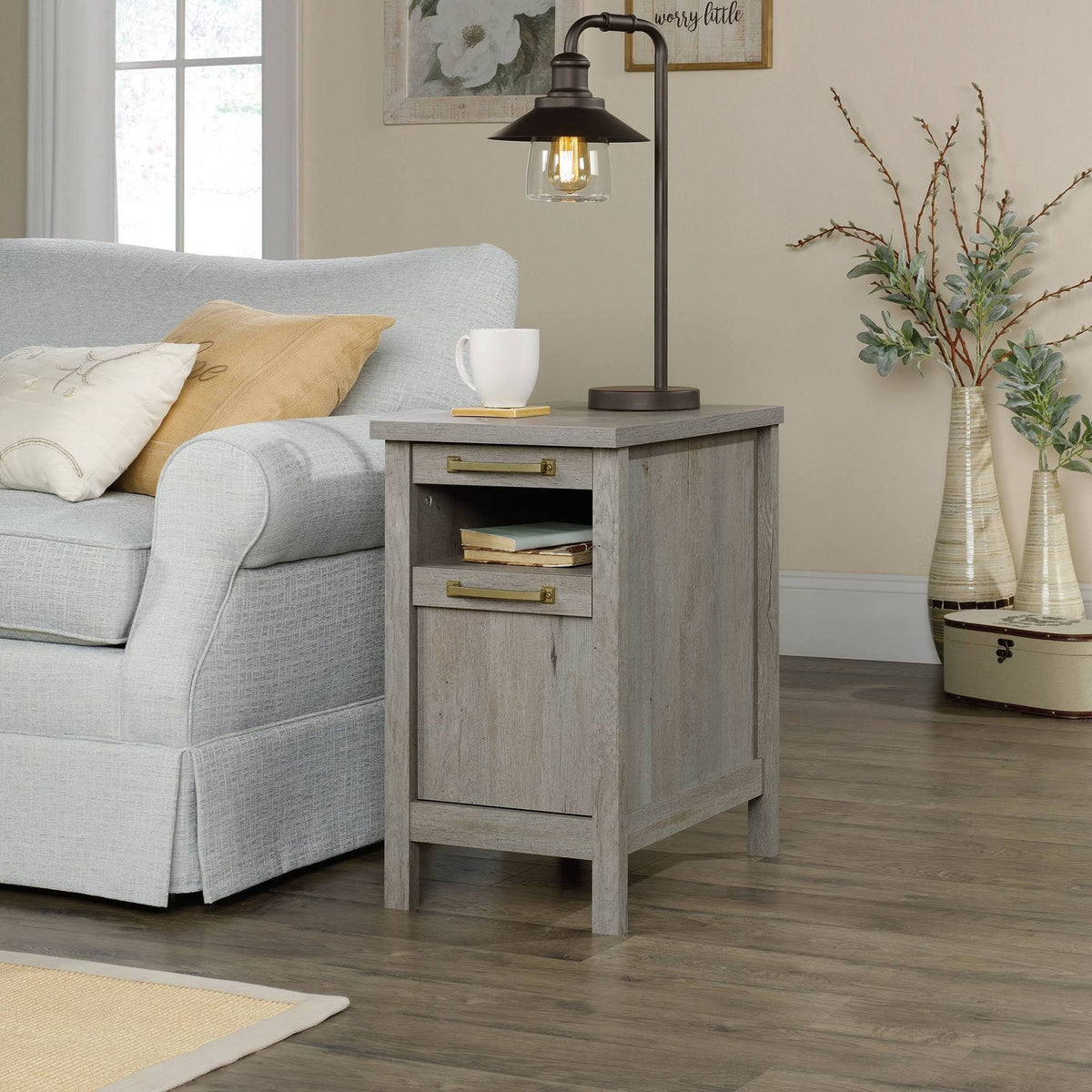 Mystic Oak Side Table I564231