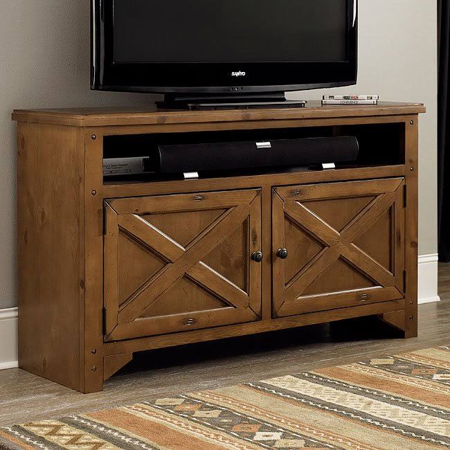 Rustic Pine Console E996