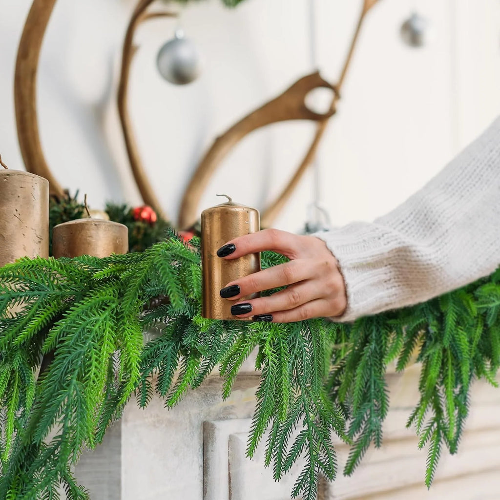 8.85FT Artificial Pine Garland U76579