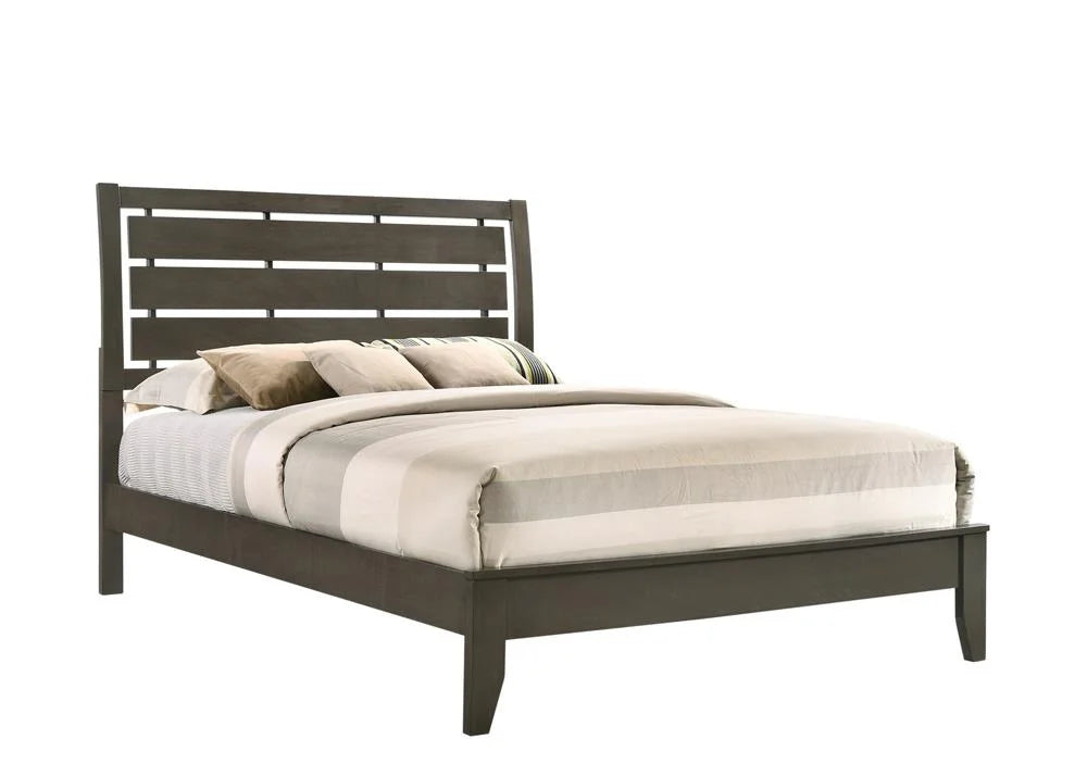 Queen Panel Bed V35519